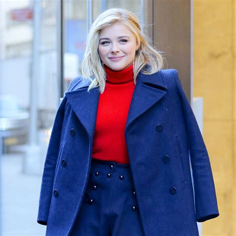 Chloë Grace Moretz’s Bold Winter Beauty Statement 